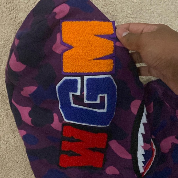 PURPLE BAPE HOODIE (SIZE SMALL) - Picture 2 of 5